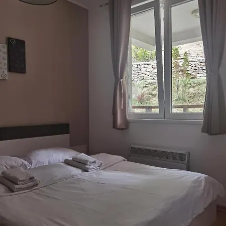 Aparthotel Foka 30 M From Junior Brzece